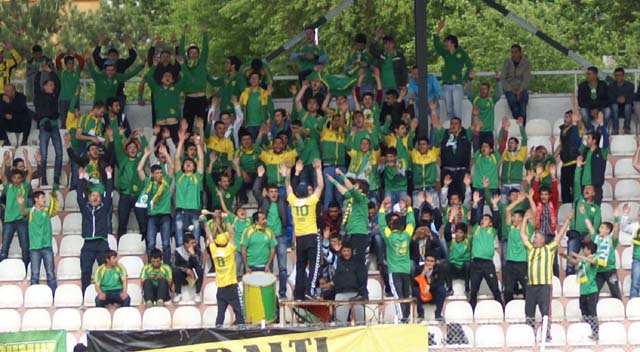 ÇINARALTI BU FUTBOLU HAK ETMİYOR(!)