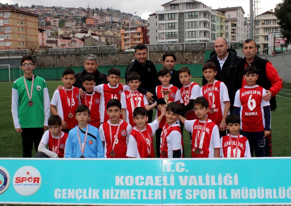 DARICA BAĞLARBAŞI 3.OLDU