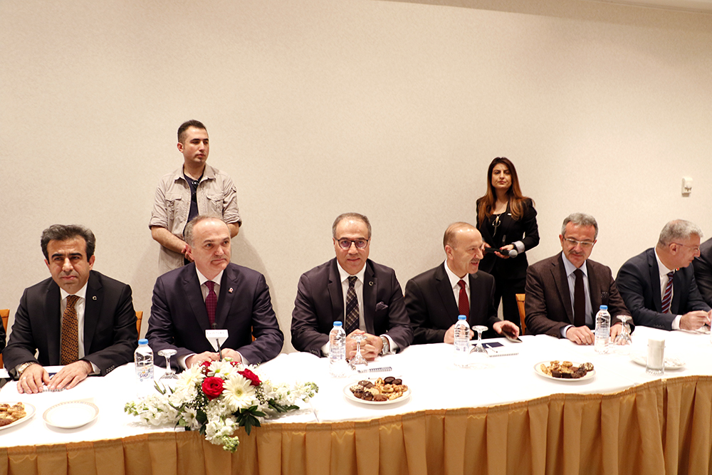 Bakan OSB başkanlarıyla buluştu