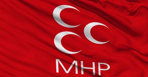 MHP'de istifa depremi