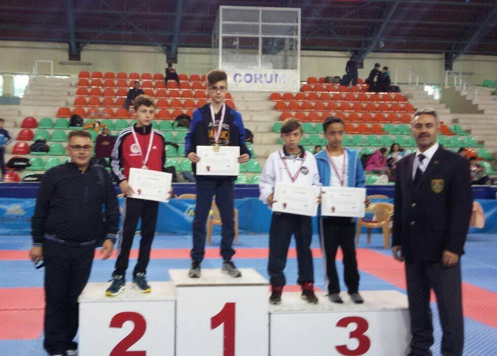  ŞAMPİYON MERT HALICI