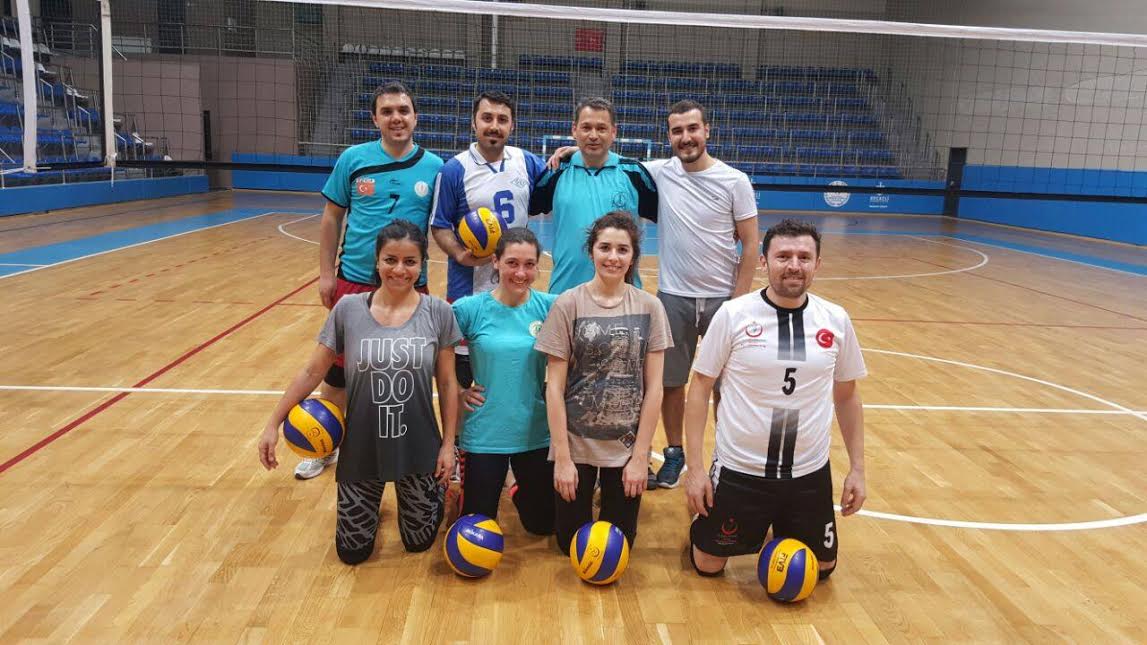 SAĞLIKÇILAR TURNUVAYA HAZIR