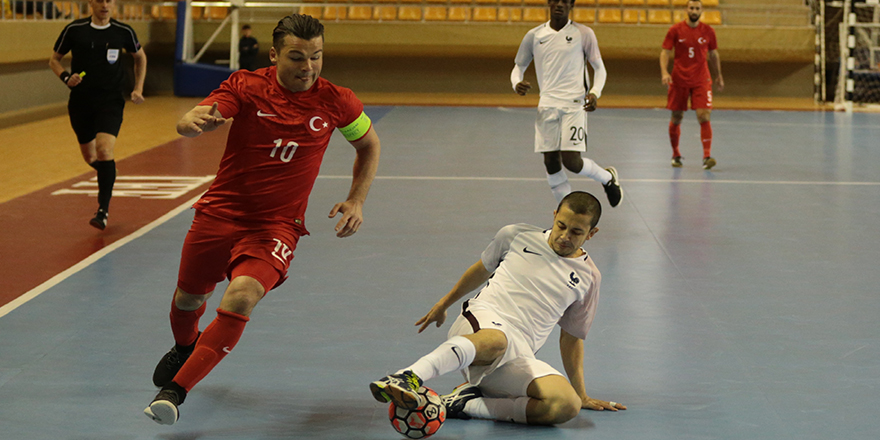 Milliler, Fransız kaldı: 1-5