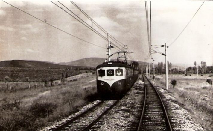 Gebze-Haydarpaşa banliyö trenleri