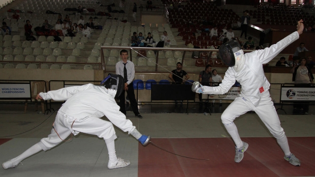 DARICA ESKRİM DE YILDIZLAR YETİŞTİRECEK