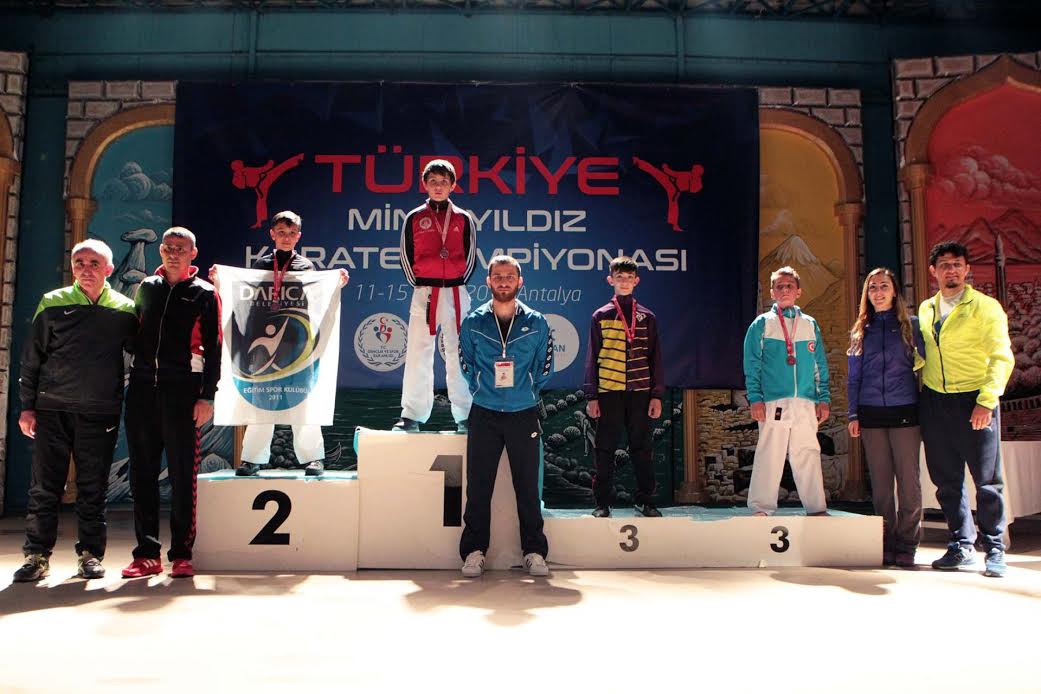 TÜRKİYE ŞAMPİYONASI’NA DARICA DAMGA VURDU