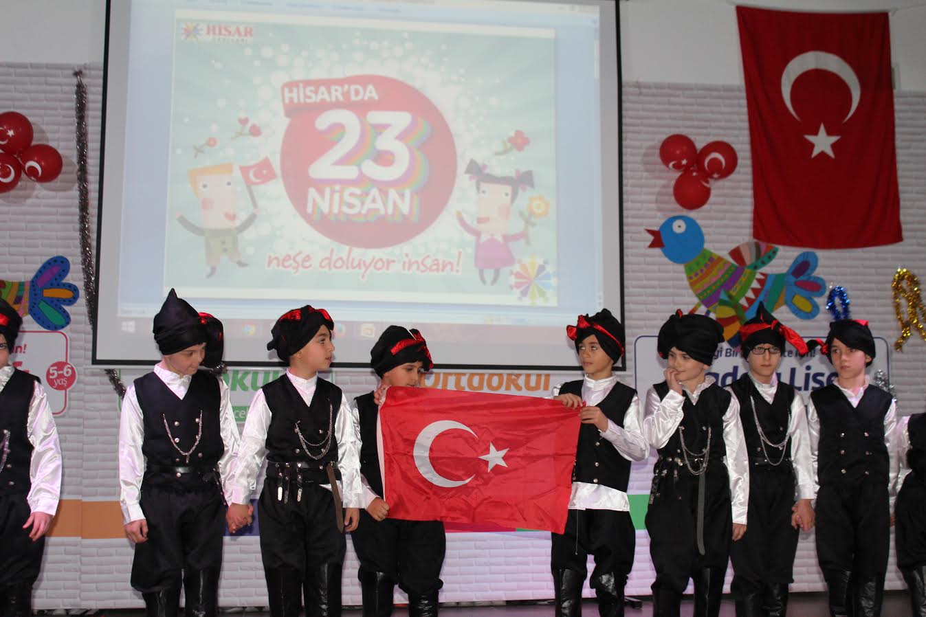 Hisar Eğitim Kurumlarında 23 Nisan coşkusu