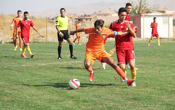 GENÇLERE YATIRIM KAZANDIRIR