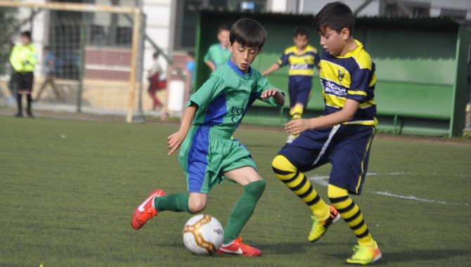 11’LER GÖZ KAMAŞTIRIYOR