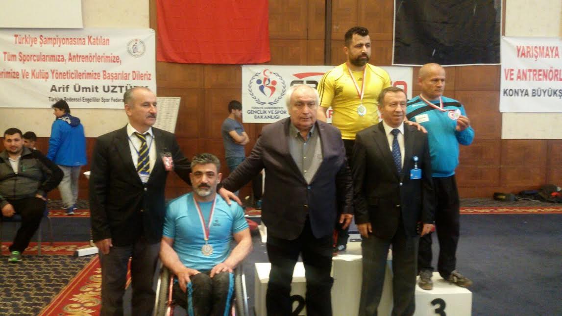 Halterciler Konya’da da Engel Tanımadı