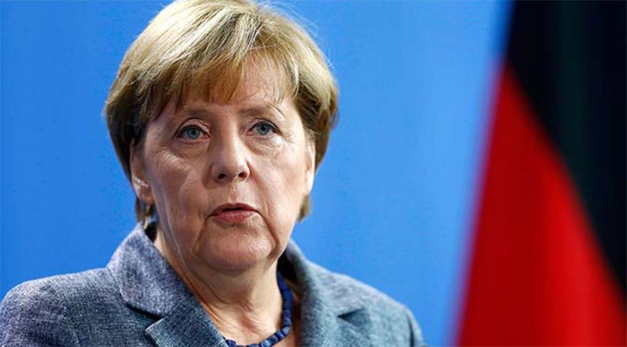 Merkel’den ‘Yemen’de bombardımanlar dursun’ çağrısı