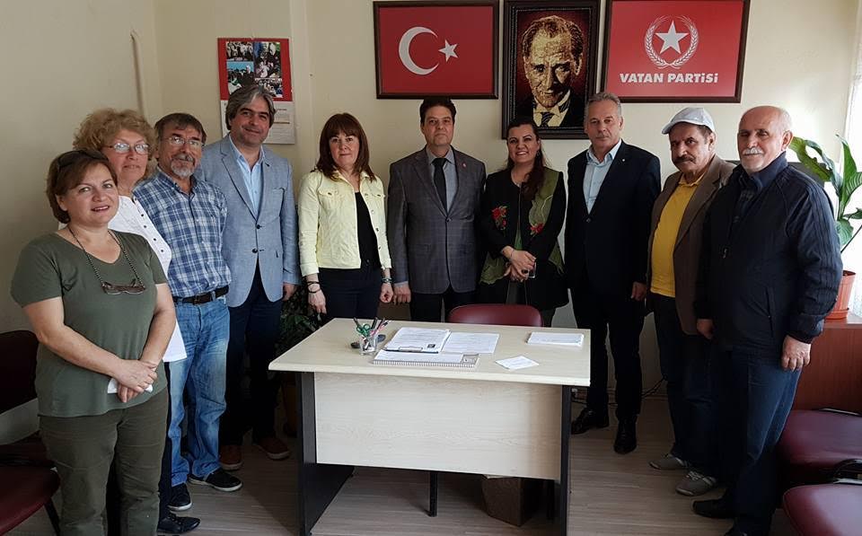 CHP’li Hürriyet, Vatan Partisini ziyaret etti