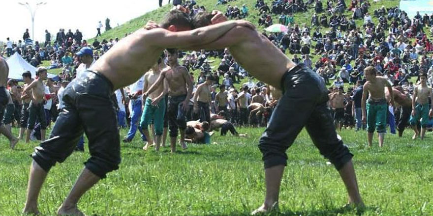 Pehlivanlar, cumartesi çimlere iniyor