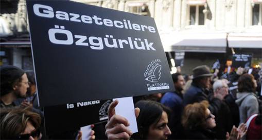 Tutuklu gazetecilerin çocuklarına özel ders