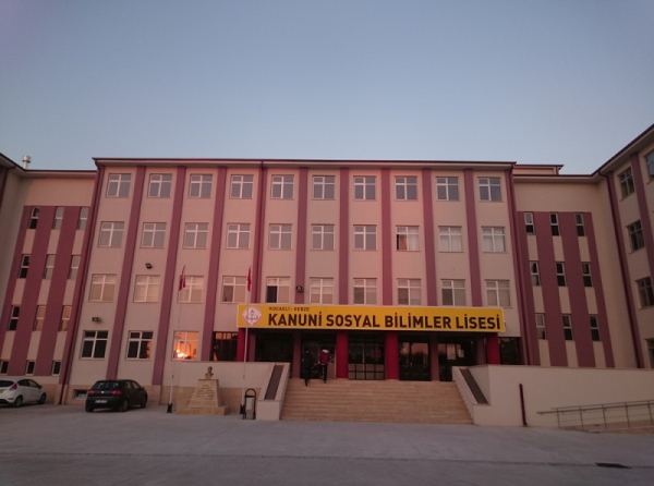 Kanuni Sosyal Bilimler Lisesi sergisi açılışı