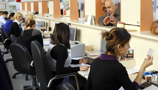 Kamuda yazlık kıyafet uygulaması