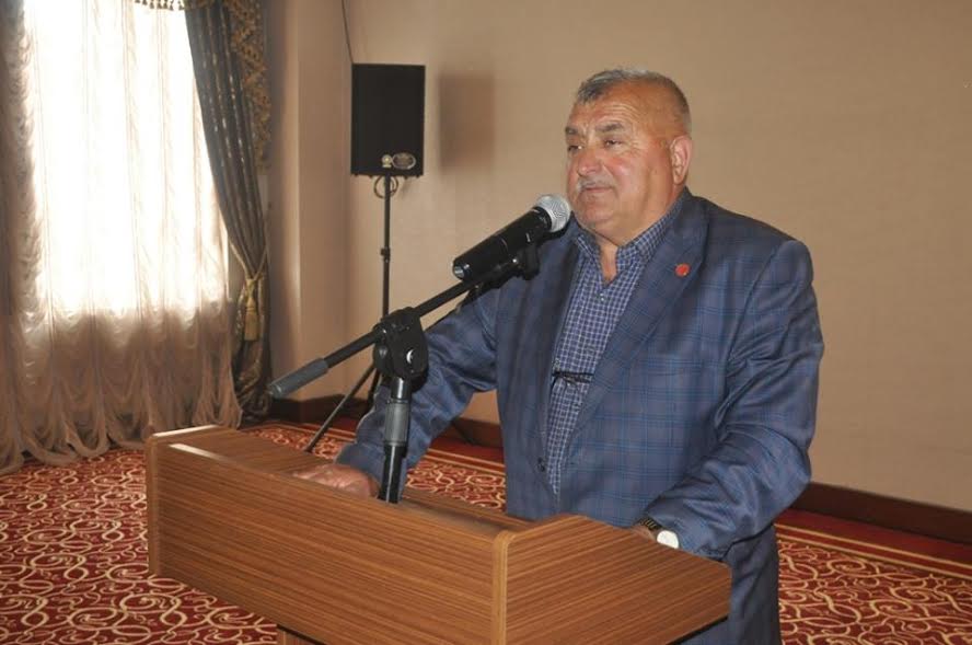 Muhtarlarda iki listeli kongre