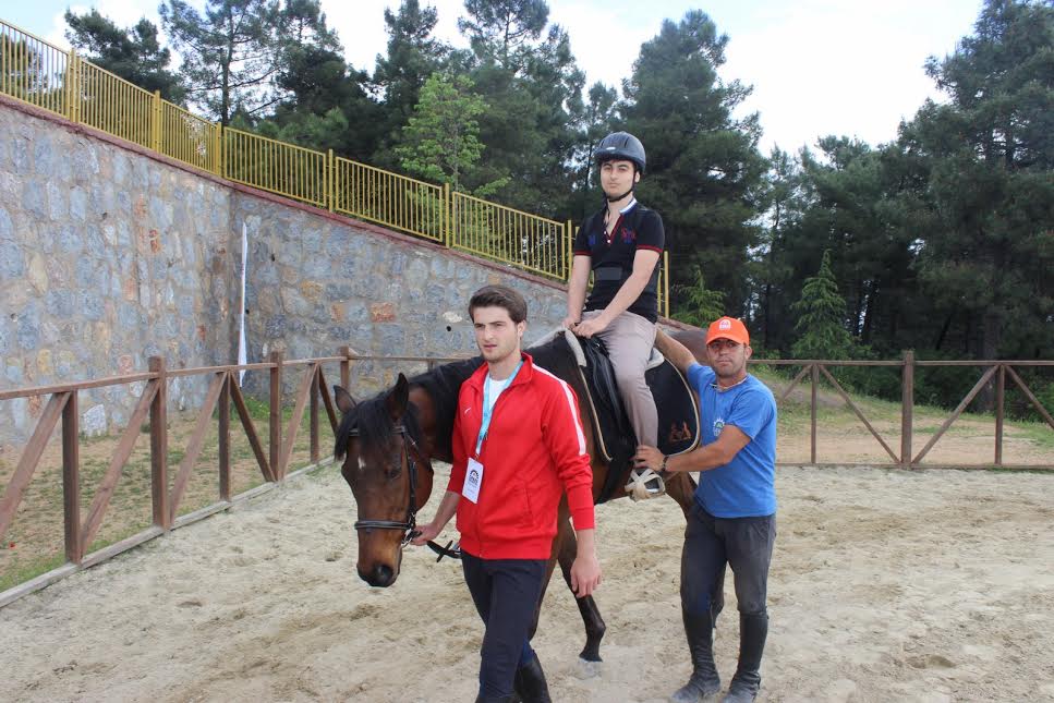 En Özel Çocuklar Atlı Binicilik Kulübü’nde
