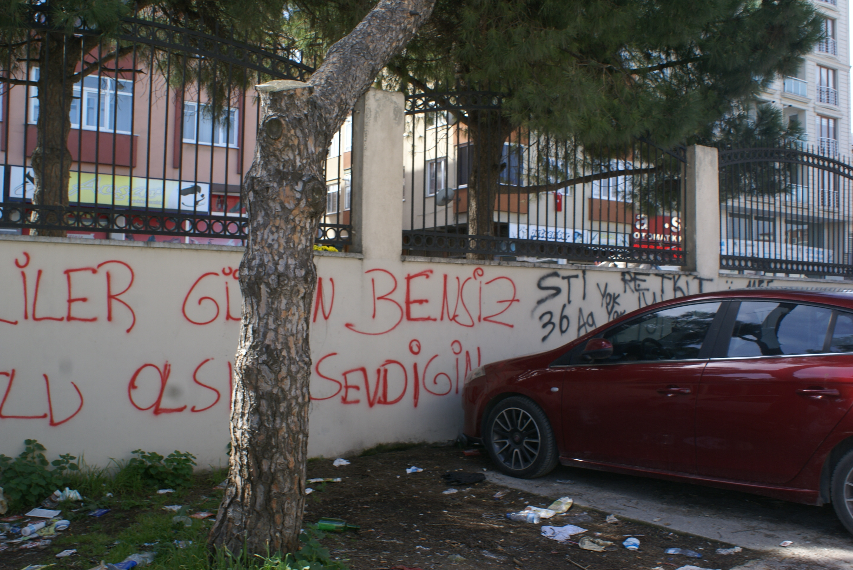 Stat çevresi perişan! 