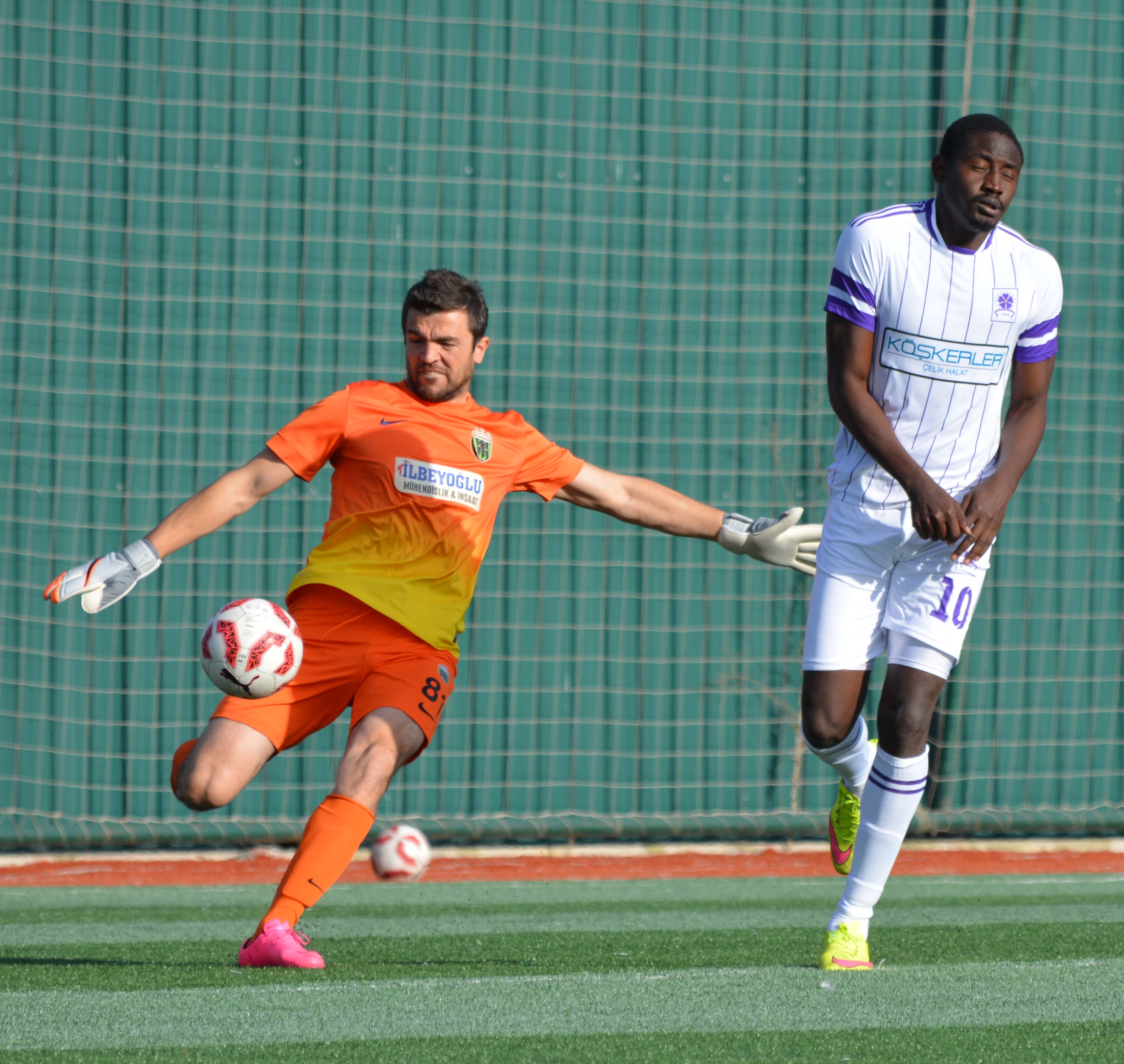 Sultanorhanspor kaleyi emin ellere teslim etmek istiyor