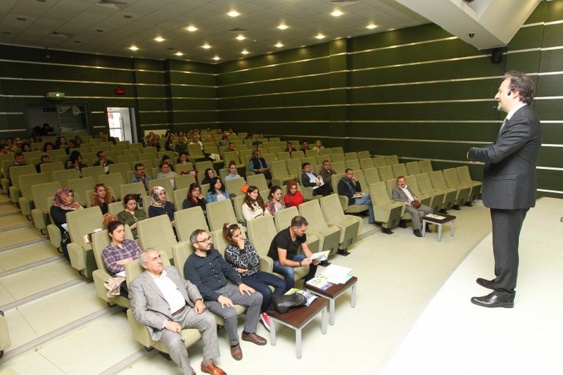 GEBZE BELEDİYESİ:  Öğretmenlere geri dönüşüm semineri