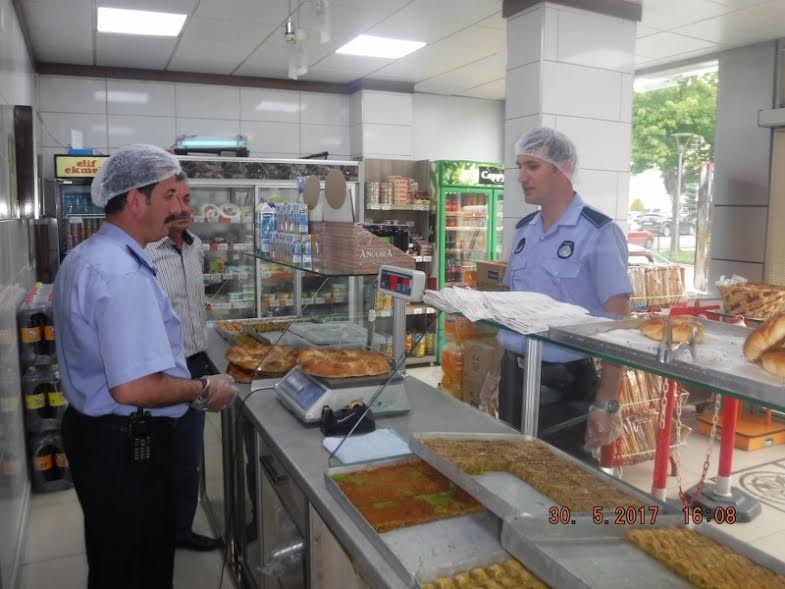 GEBZE’DE:  Zabıtadan Ramazan denetimleri