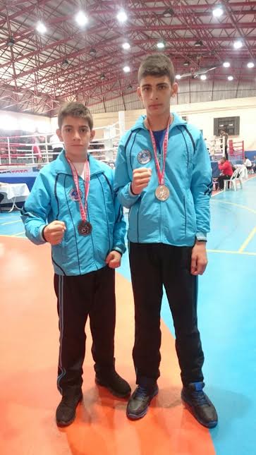 Boksörlerden İki Türkiye Deresi