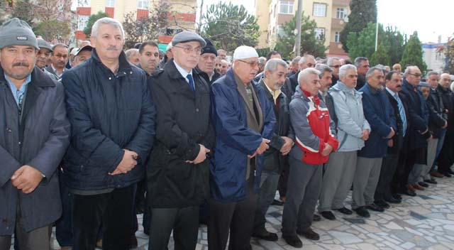 Soner Kılıç, annesini kaybetti
