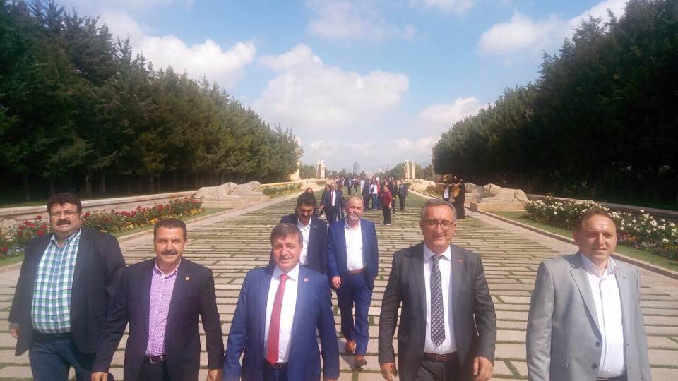 CHP’lilerin Anıtkabir ziyareti