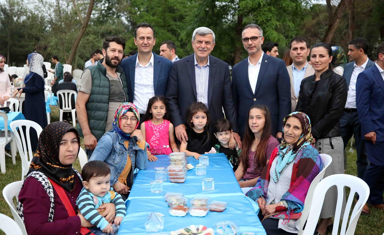 KARAOSMANOĞLU’DA KATILDI:    GTÜ’de gençlerle buluştular!