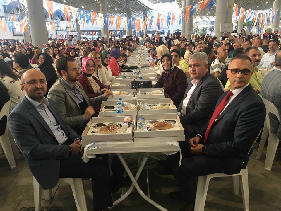 Cemalettin Kaflı iftar yemeğine katıldı