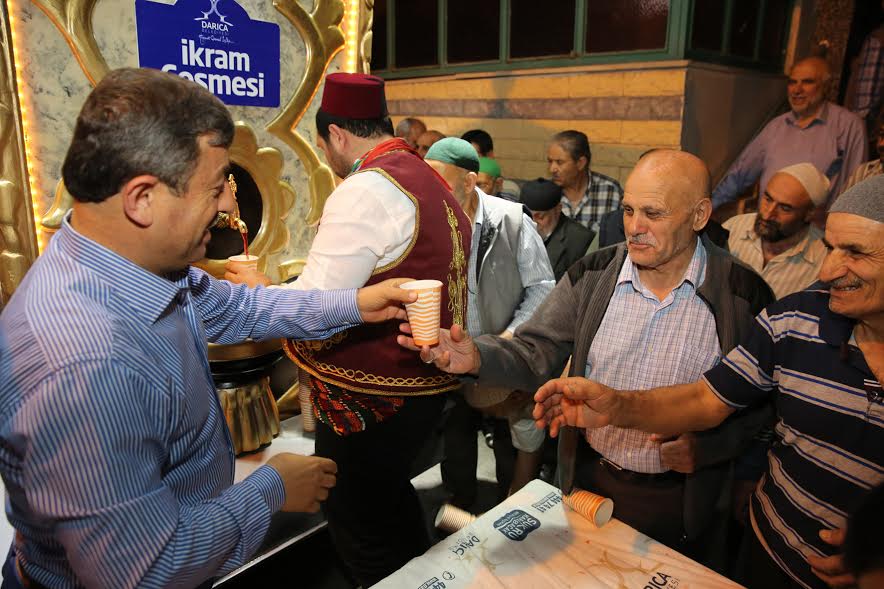 GELENEKLER  DEVAM ETTİRİLİYOR:     Darıca’da ramazan geceleri