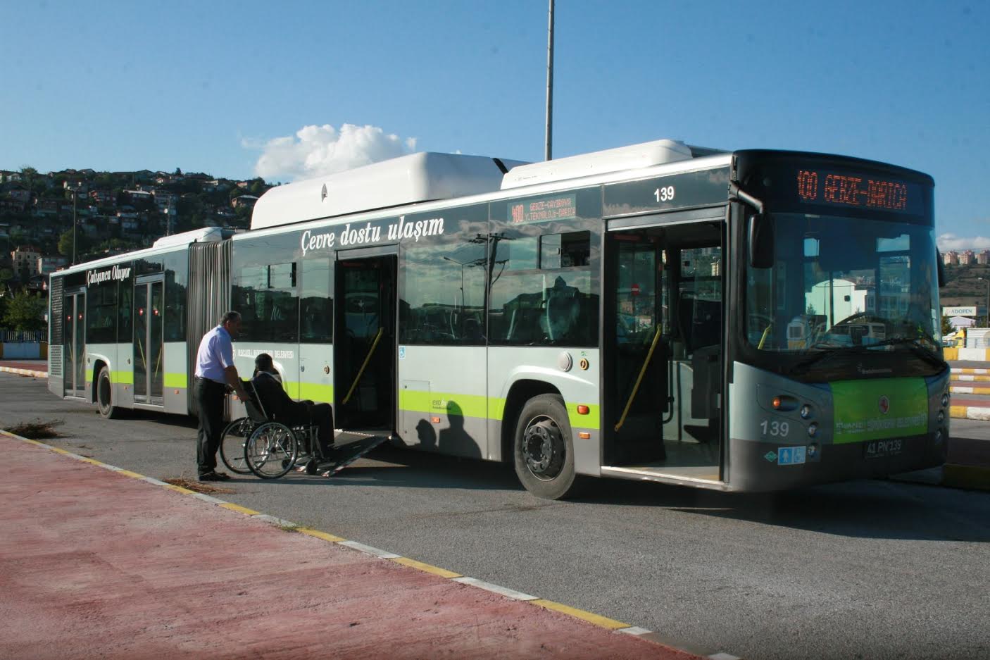 Kocaeli’de 303 adet doğalgazlı otobüs var 