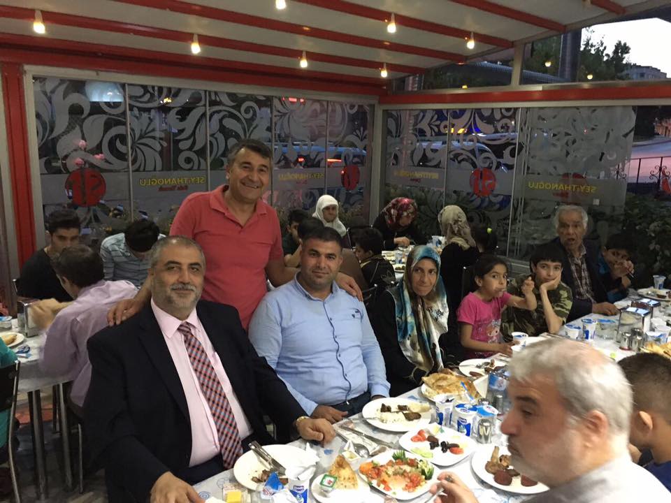 Mehmet Başaran partililerle iftar açtı