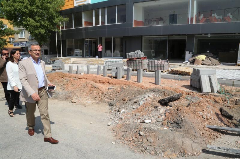 ŞEHİT MEVLÜT DURU CADDESİ’NE:   Cep park çalışmaları