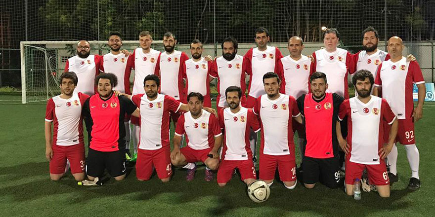 Basın ağır yaralı: 8-2