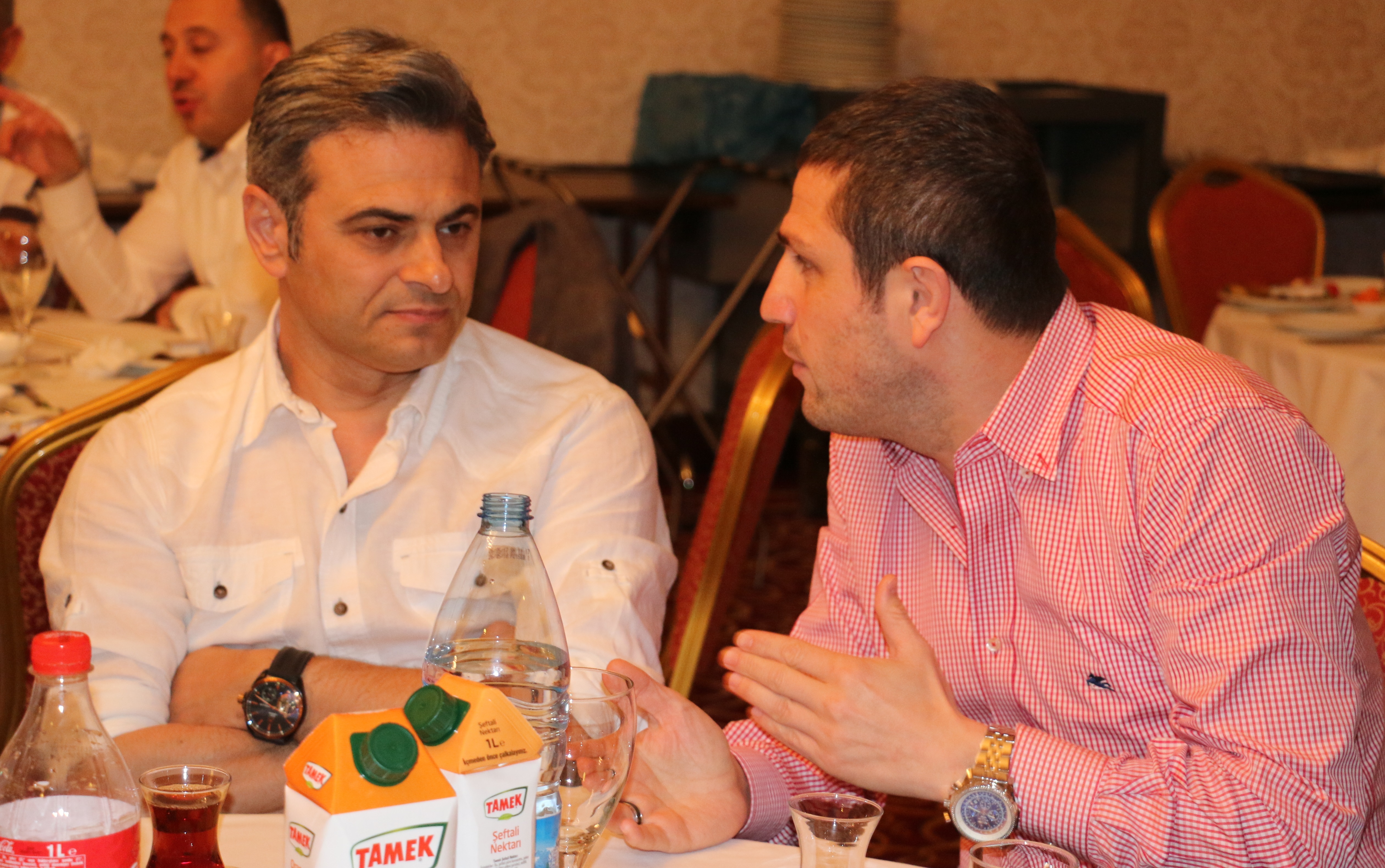 FIRTINA İFTİHARLA SUNAR