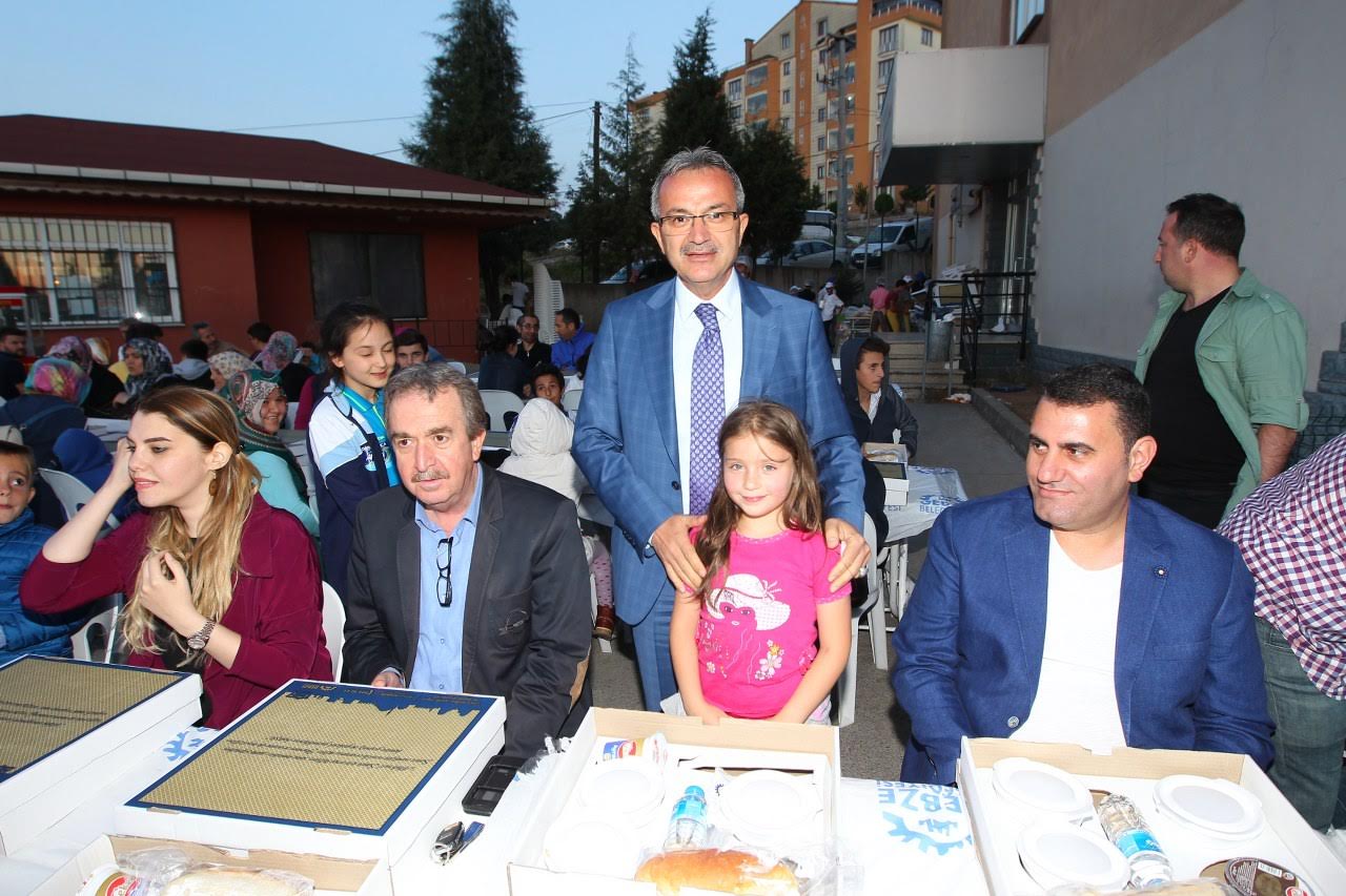 İftar sofrası Yenikent’te kuruldu