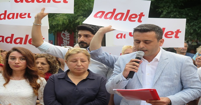 CHP Darıca’dan yürüyüşe destek