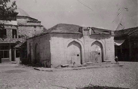 Tarihi çeşmeni eski bir fotoğrafı