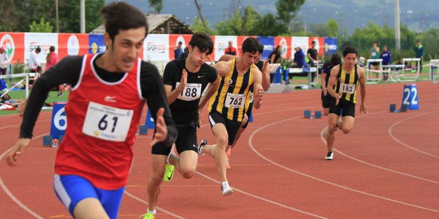 Atletlerimiz başarıya koştu