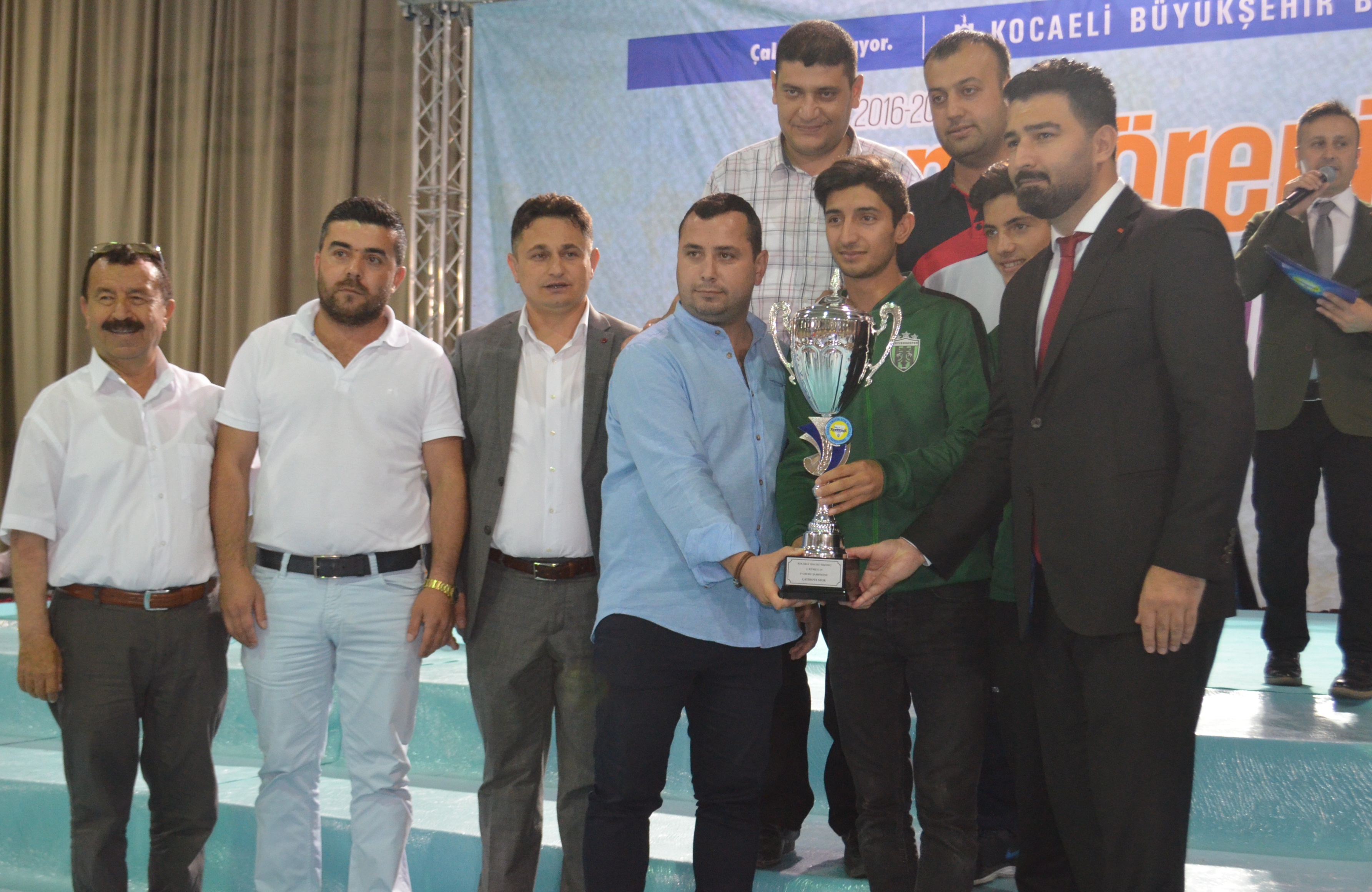 BU GURUR ÇAYIROVASPOR’UN