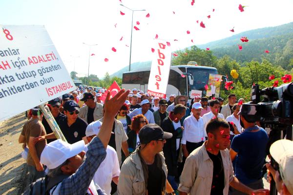 "Evet oyu verenler de yürüyüşümüze destek oluyor"