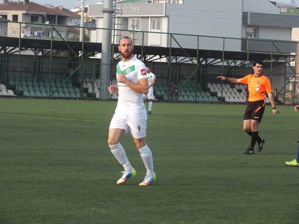 ABDULLAH DİNÇ ARAPÇEŞMESPOR’DA