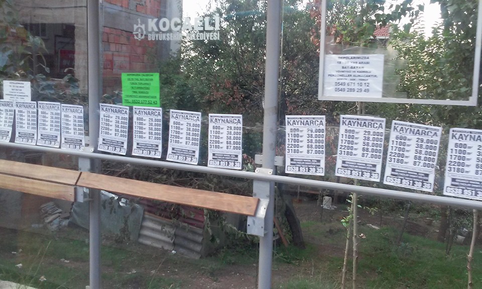 Otobüs durakları perişan!