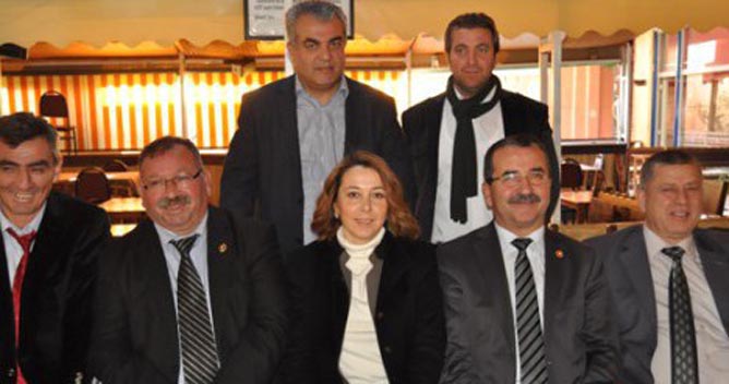 Prof.Akdemir, önseçim çağrısını tekrarladı