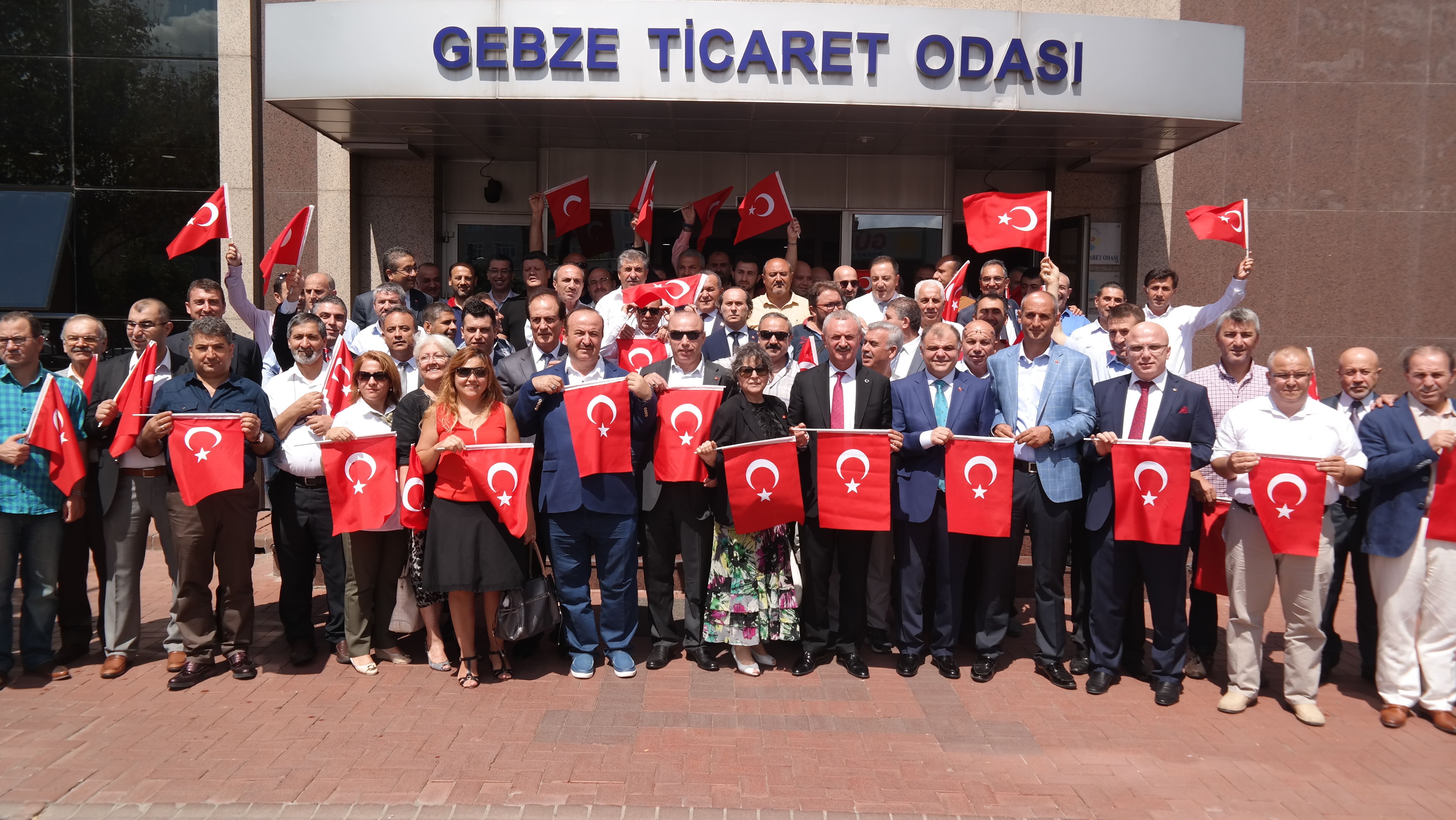 “15 Temmuz’u unutturmayacağız”