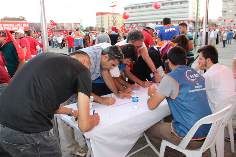 2 günde 325 gönüllü kayıt oldu