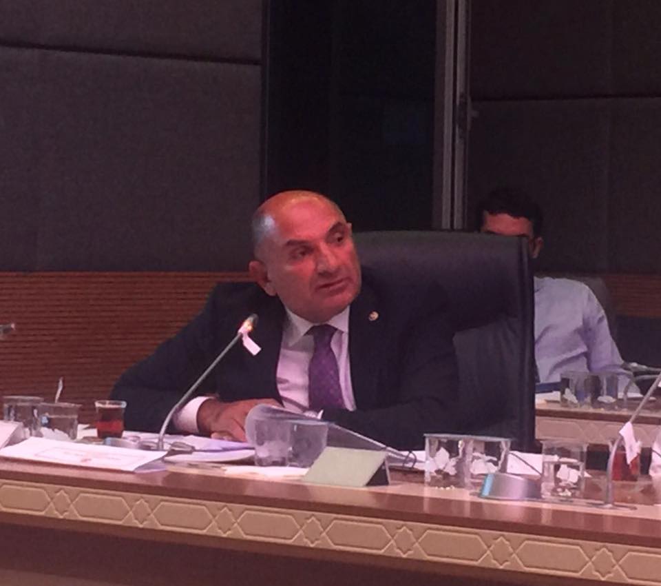 Tarhan, “Saray'ın değil, halkın sesiyiz” dedi