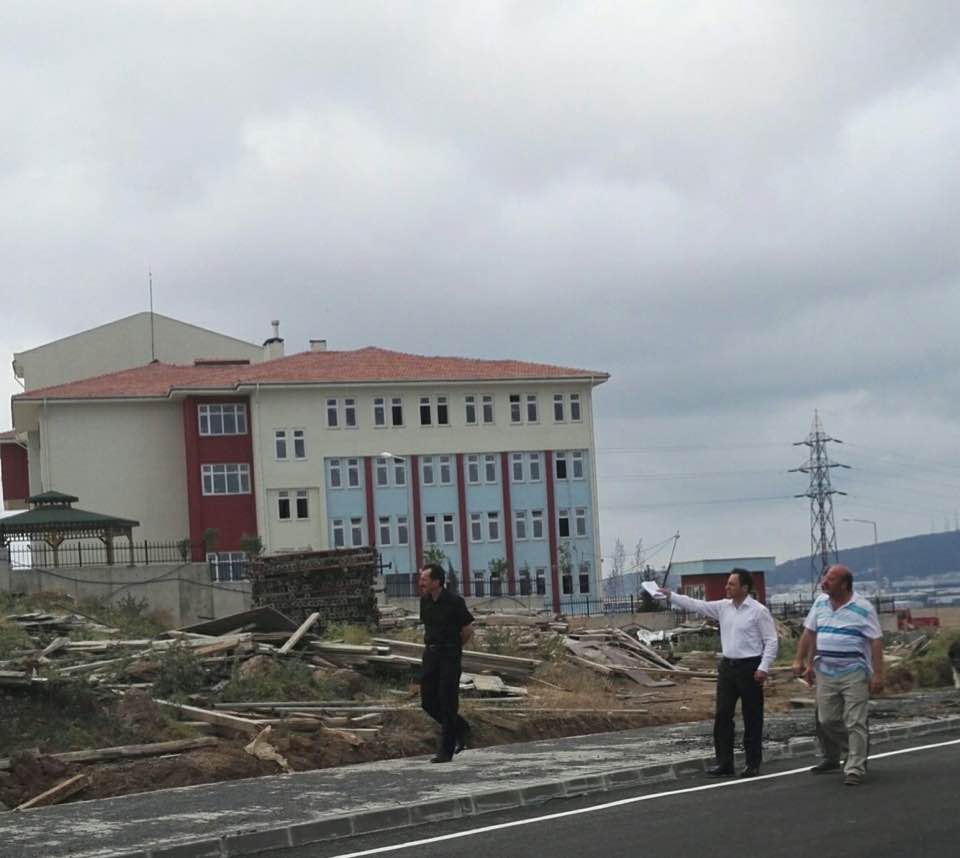 Şener  Doğan  yatırımları takip ediyor